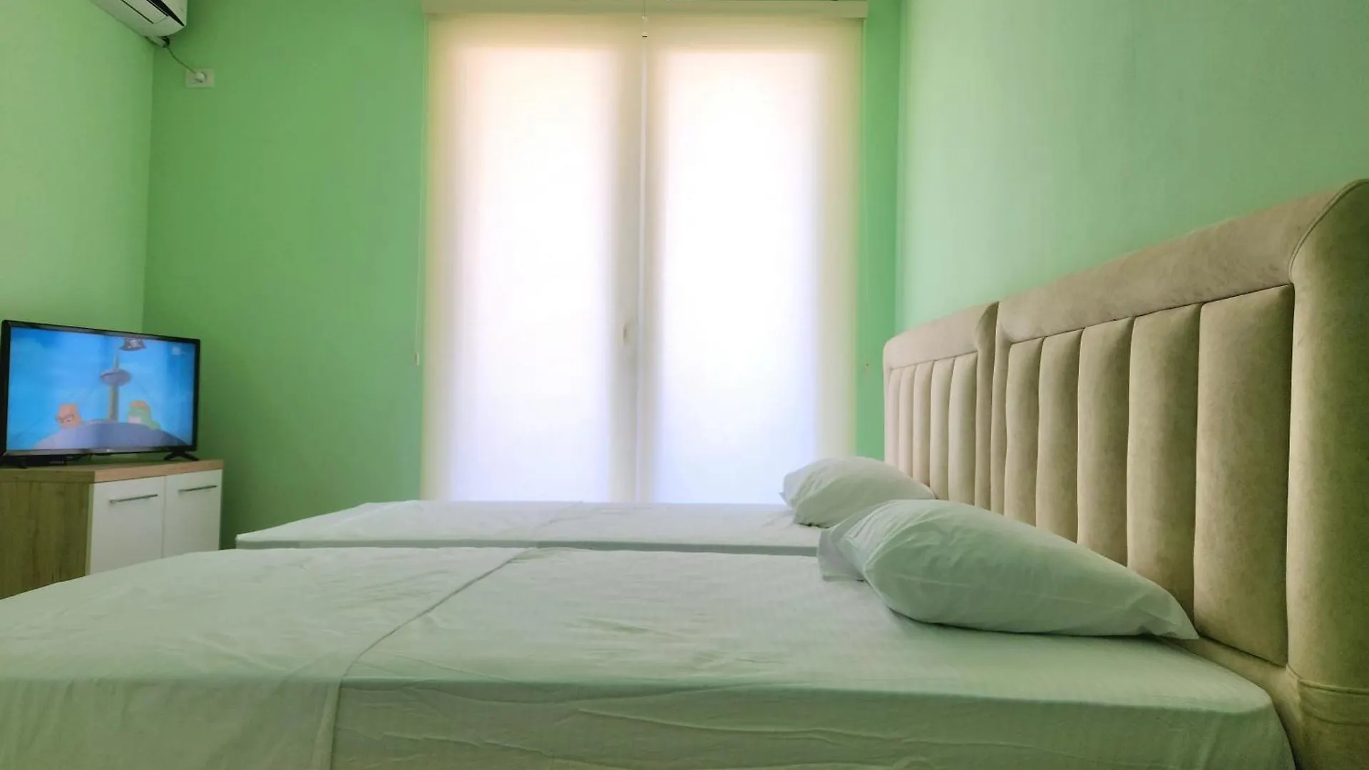 Luxury And Cozy Apartments 150 Meters From The Beach, 750 Meters From Lungo Mare Vlorë